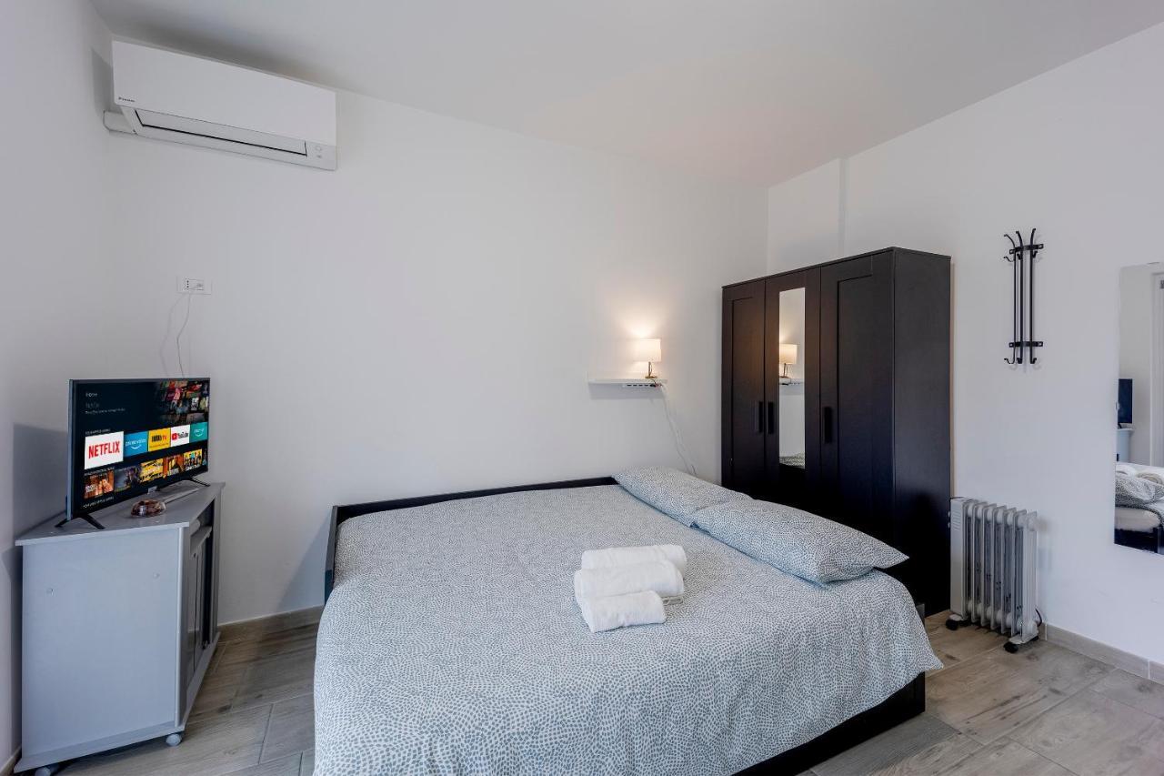 Il Gattino di Porto - apt 1 - Monolocale veranda piscina Imperia Esterno foto
