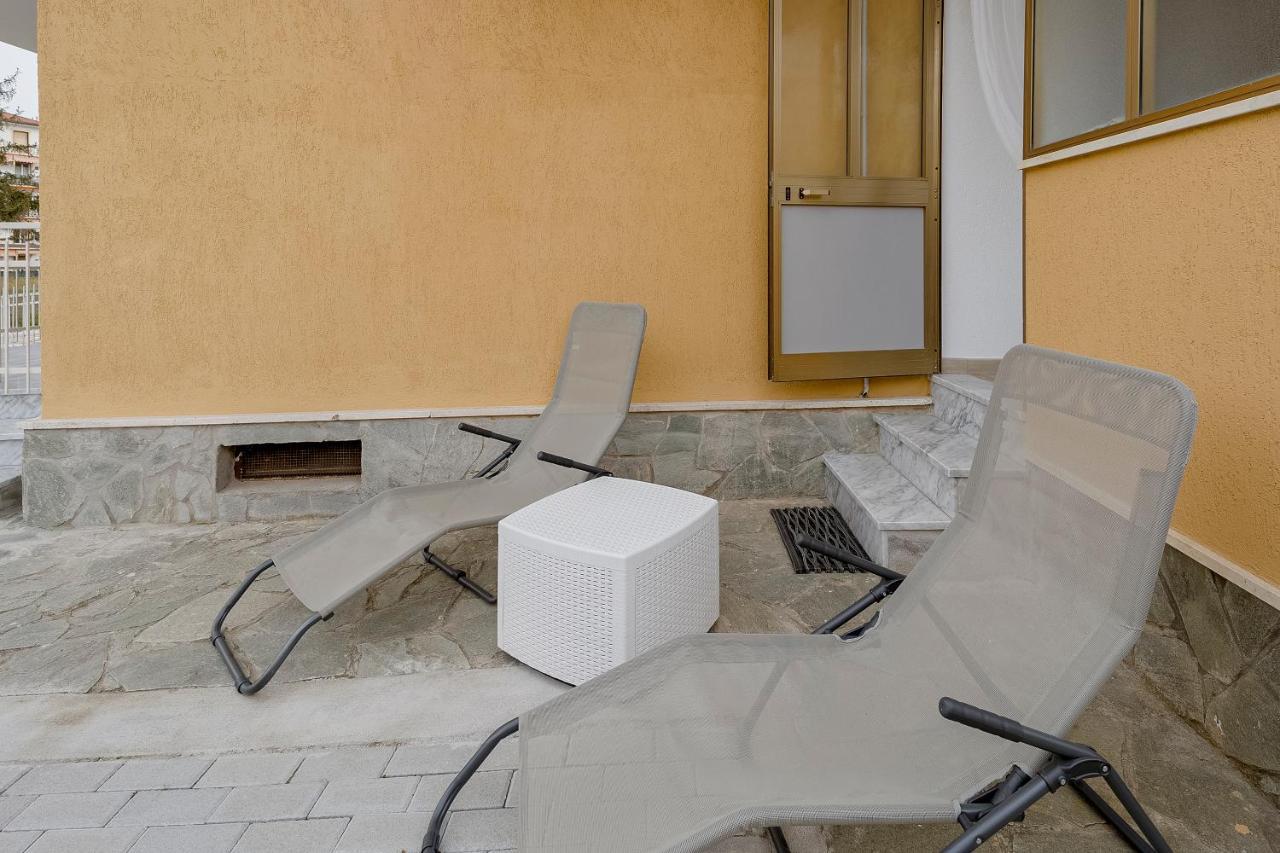 Il Gattino di Porto - apt 1 - Monolocale veranda piscina Imperia Esterno foto